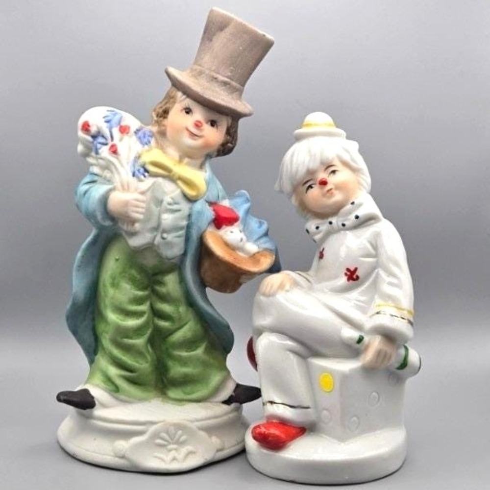Vintage‎ Porcelain Clown Figurines Pair Top Hat Flowers Circus Kitsch Decor